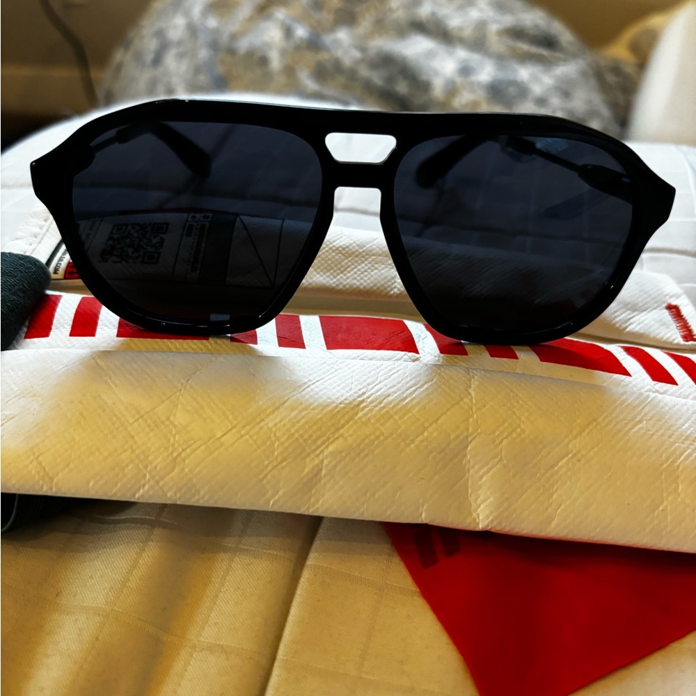 ♠️Anthropologie sunglasses NWT